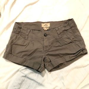 🌙 Gray Hollister Shorts